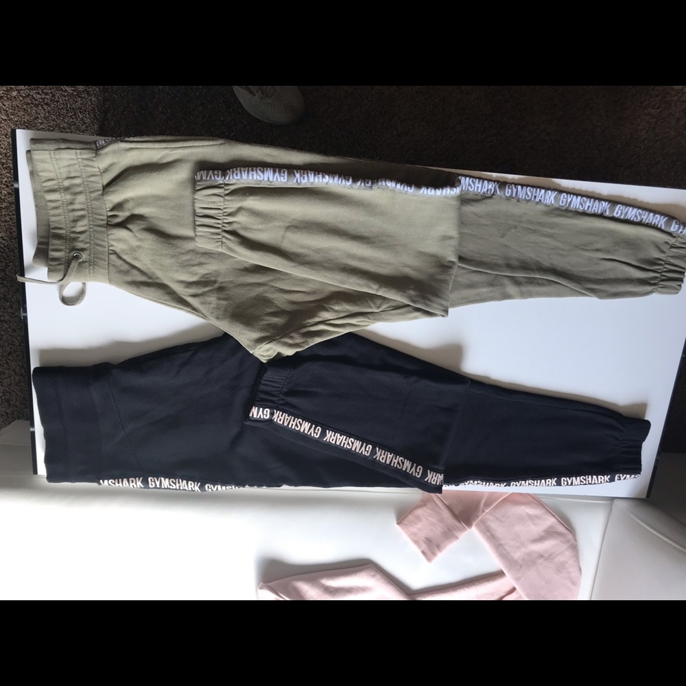 Gymshark Oversized Joggers and Cropped Sweater